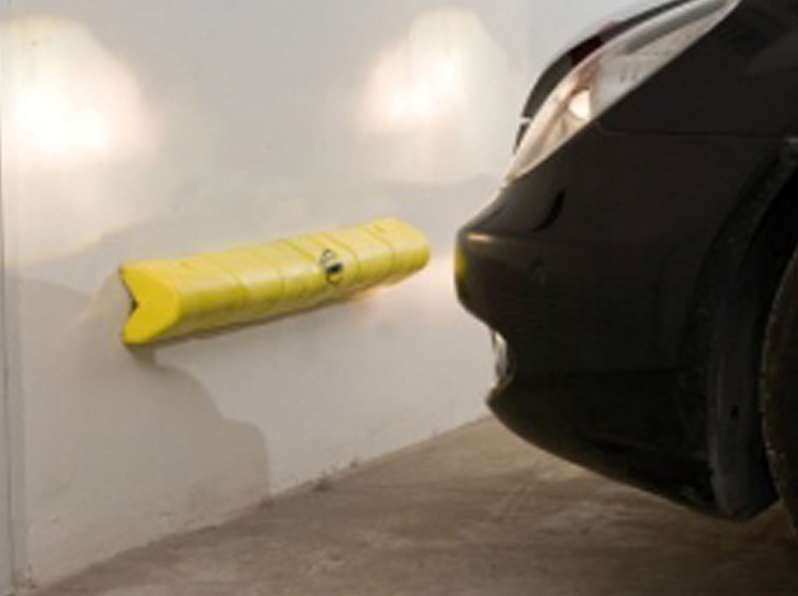 Mousse de protection pour garage : évitez de rayer votre voiture !